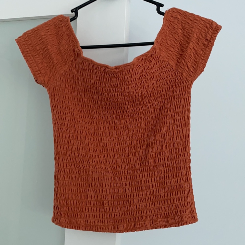 Off shoulder top - Picture 3 of 5